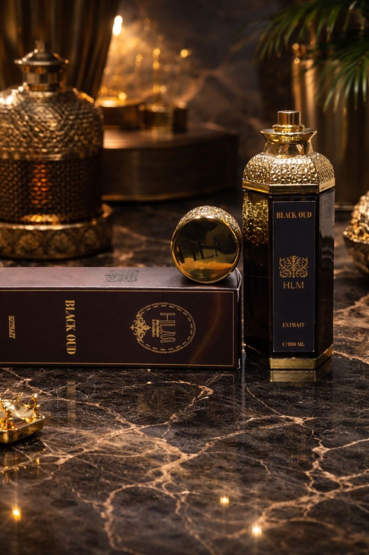 عطر بلاك عود للجنسين
